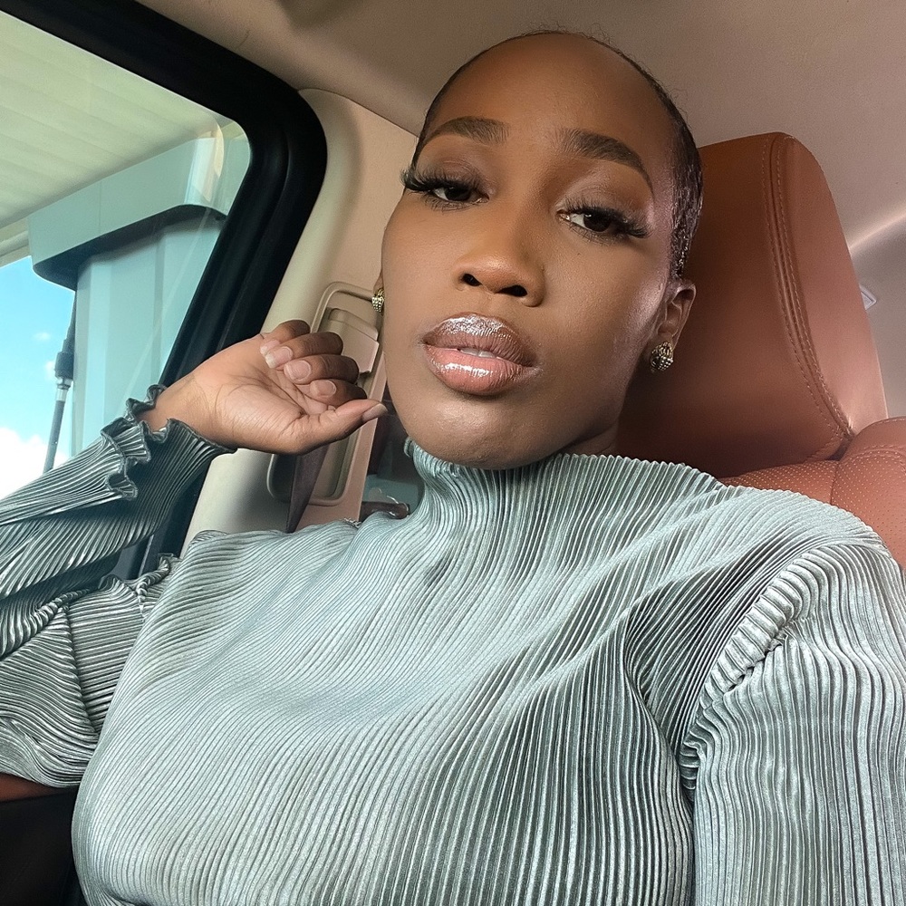 Meet your Posher, Shayla